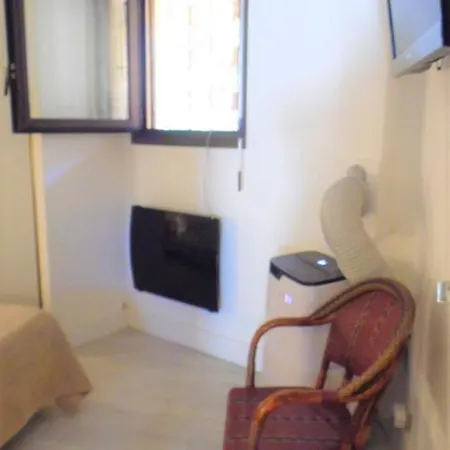 2mn/45m2/vue Mer/inernet/clim/parking Prive Apartment Cannes