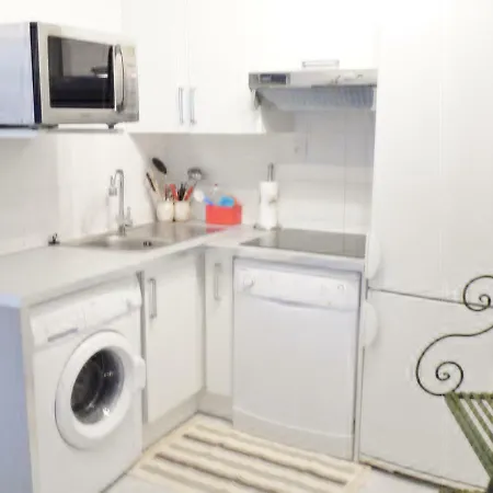 2mn/45m2/vue Mer/inernet/clim/parking Privé